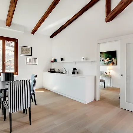 San Marcuola Apartment *